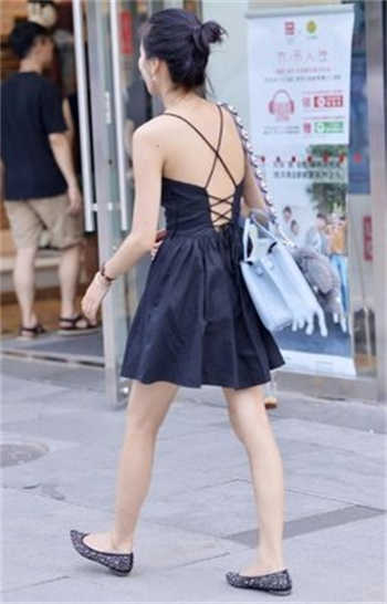 怎么和女邻居打招呼