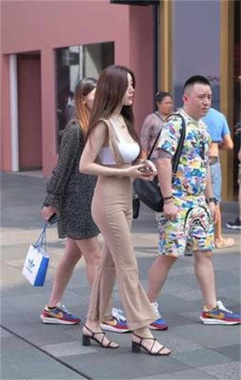 唇情app邀请码