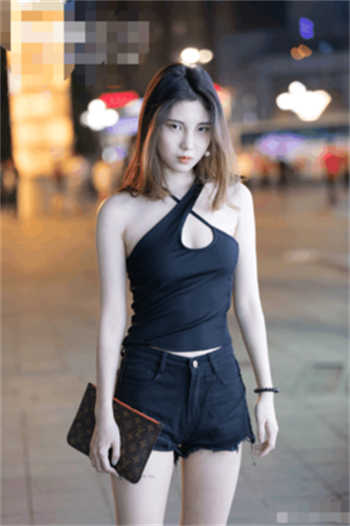 爱情公寓之伪娘系统