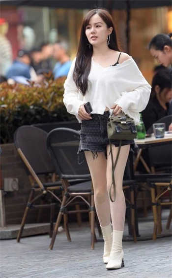 忘忧草hongkongdoll