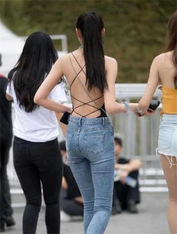 杂乱合家欢全集免费阅读