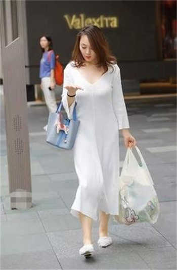 上门龙婿一母三姐妹
