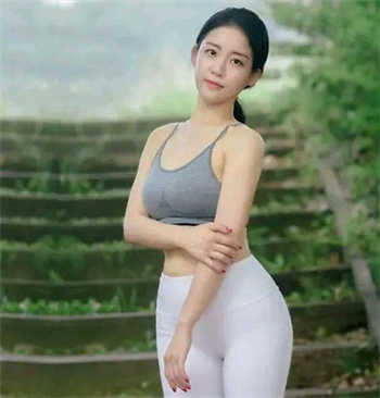 男主角叫陆战霆的军婚小说