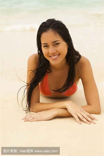 老婆为救老公牺牲的视频