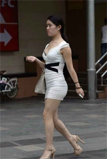 喜欢足球的女明星