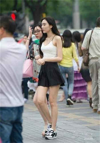 豆芽姐直播间