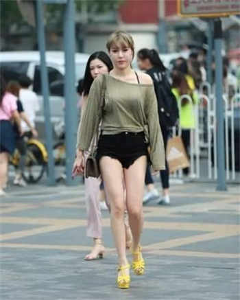 我的高中小女友10p