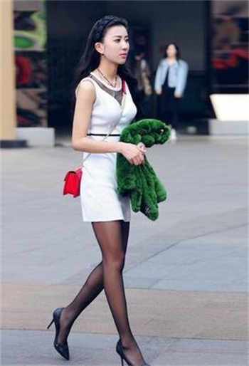 公司女员工的销售