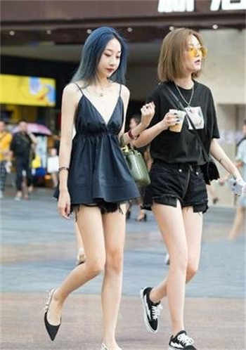连体塑身衣怎么小便