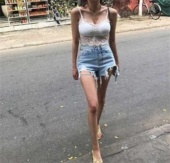 我趴着让狗狗搞我