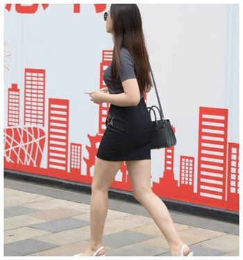 黑雪姬触手