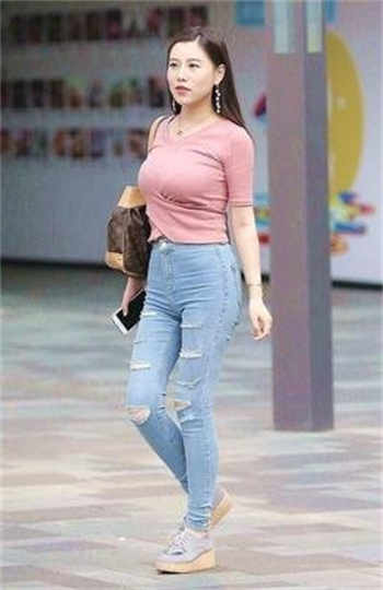 广西970女主播照片