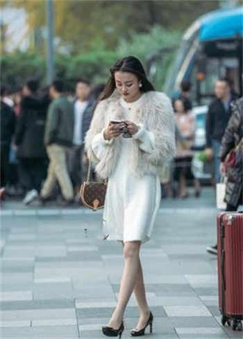抖音一只鱼露脸