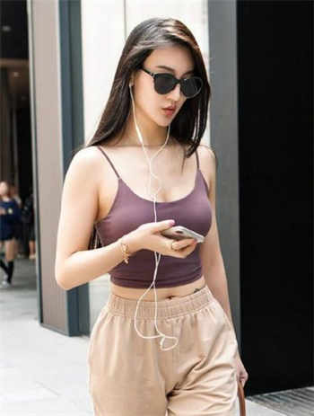 傻王妃出嫁带四个侍女