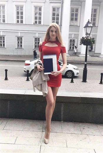 白峰美羽每刻娱乐